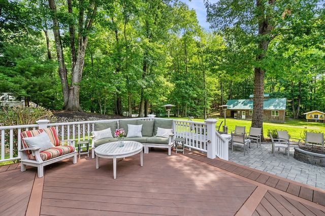 25 Turtle Lane, North Andover, MA 01845