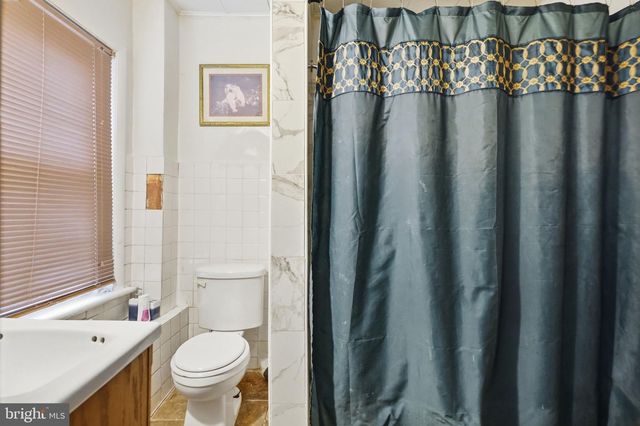 1440 COTTON ST, Reading, PA 19602