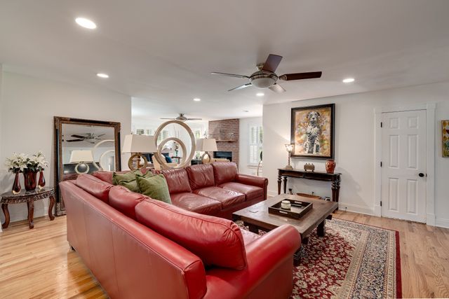 7996 Old Springfield Pike, Goodlettsville, TN 37072