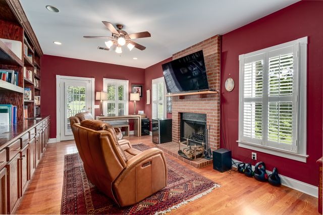 7996 Old Springfield Pike, Goodlettsville, TN 37072