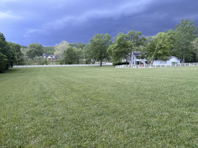 7996 Old Springfield Pike, Goodlettsville, TN 37072