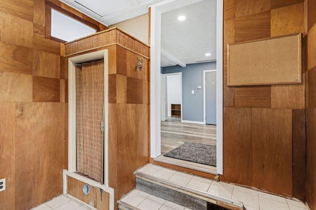 211 North Drive, Columbia Twp, MI 49230