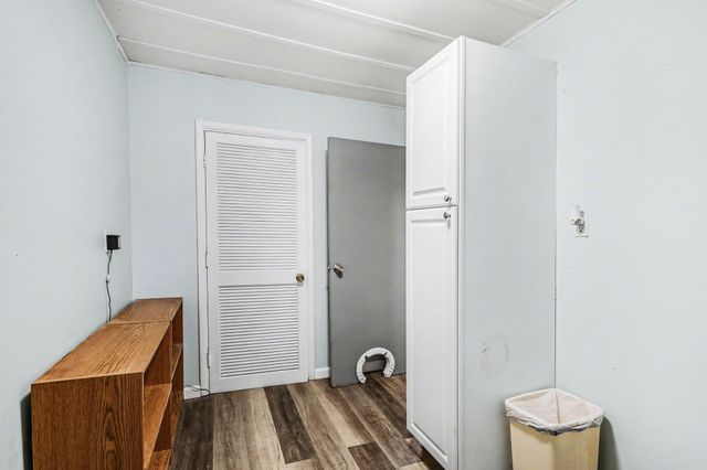 211 North Drive, Columbia Twp, MI 49230