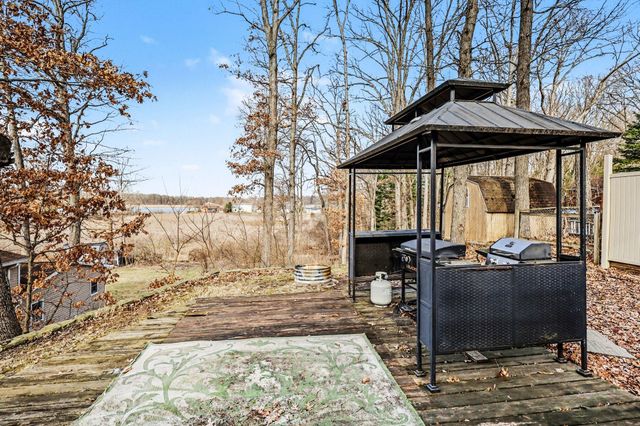 211 North Drive, Columbia Twp, MI 49230