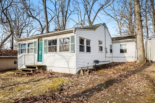 211 North Drive, Columbia Twp, MI 49230