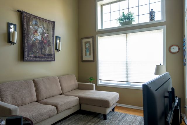 1408 Welland Court, Roselle, IL 60172