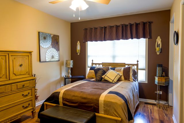 1408 Welland Court, Roselle, IL 60172