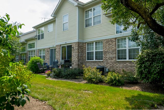 1408 Welland Court, Roselle, IL 60172