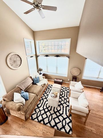 1408 Welland Court, Roselle, IL 60172