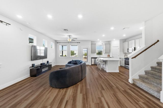 7416 Travertine Spring DR 149, Austin, TX 78744