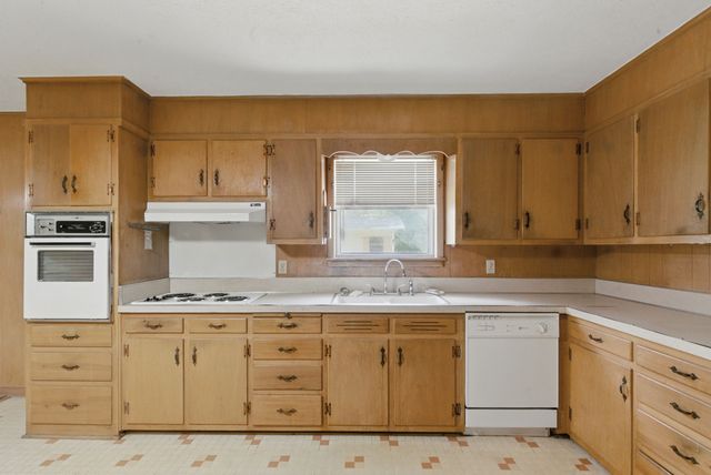 1270 N Wildwood Drive, Stephenville, TX 76401