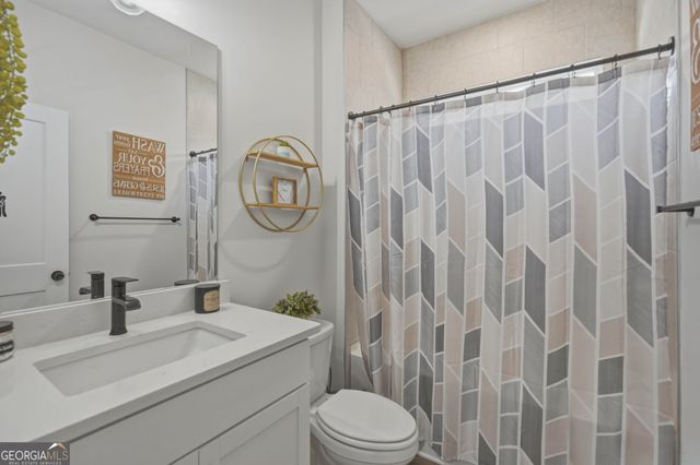 6984 Manchester Drive, Flowery Branch, GA 30542