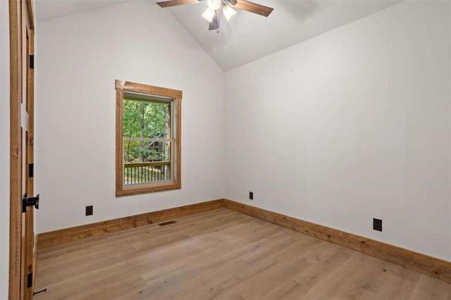 285 Parnell Drive, Ellijay, GA 30540