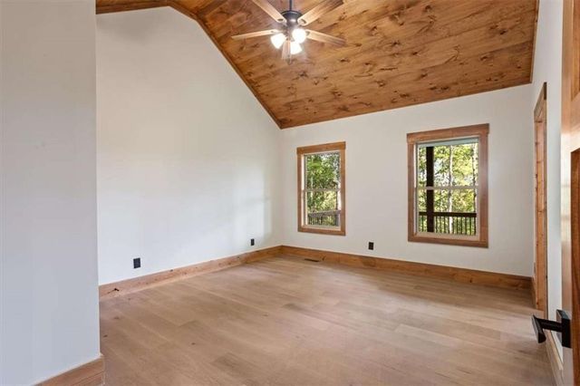 285 Parnell Drive, Ellijay, GA 30540