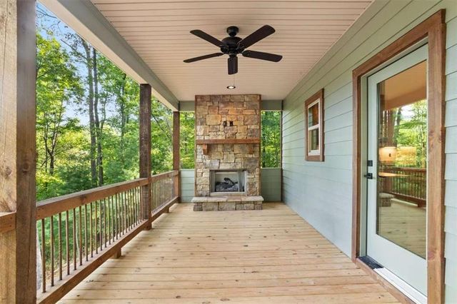 285 Parnell Drive, Ellijay, GA 30540