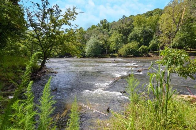 285 Parnell Drive, Ellijay, GA 30540