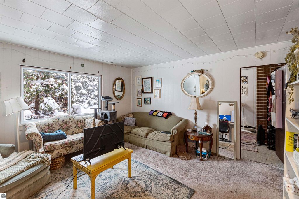 Image 20 of property listing at 1638 S Garfield Avenue, Traverse City, MI 49686