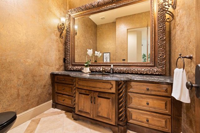 671 Avalanche Peak Way, Folsom, CA 95630