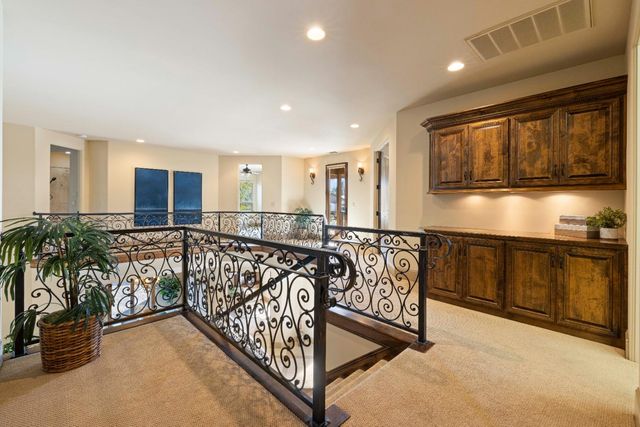 671 Avalanche Peak Way, Folsom, CA 95630