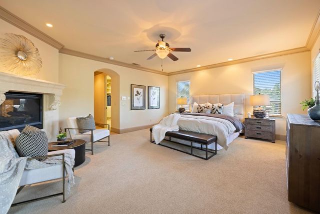 671 Avalanche Peak Way, Folsom, CA 95630