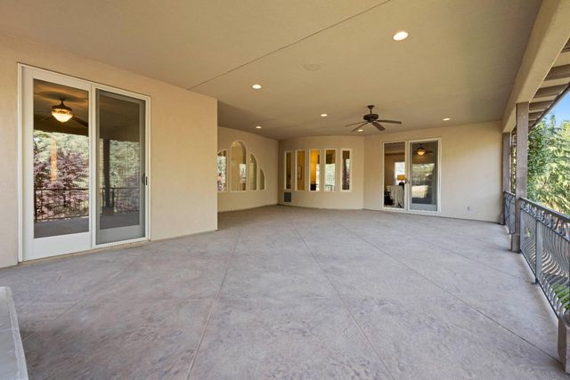 671 Avalanche Peak Way, Folsom, CA 95630