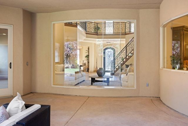 671 Avalanche Peak Way, Folsom, CA 95630