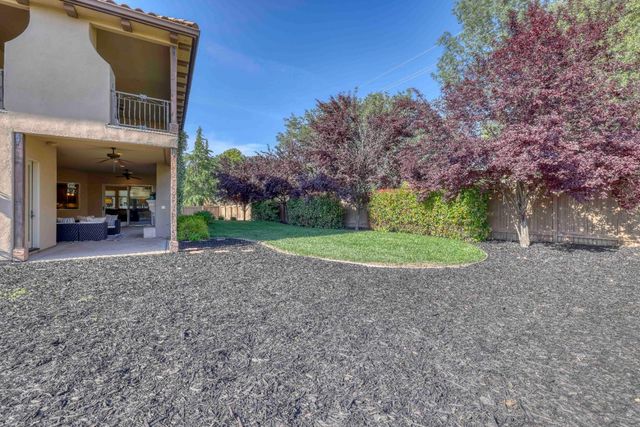 671 Avalanche Peak Way, Folsom, CA 95630
