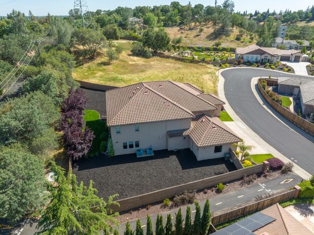 671 Avalanche Peak Way, Folsom, CA 95630