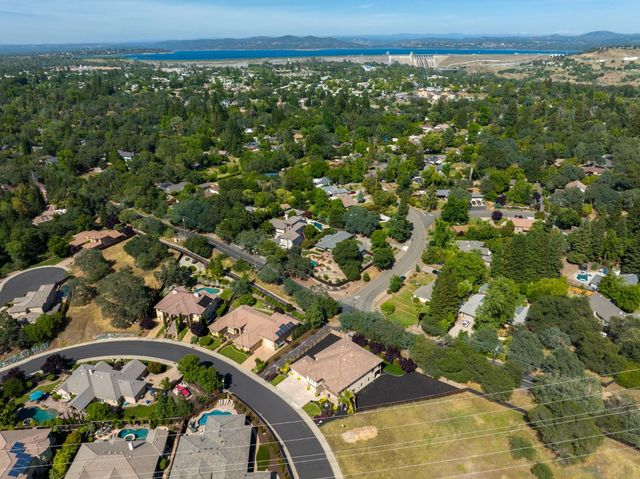 671 Avalanche Peak Way, Folsom, CA 95630
