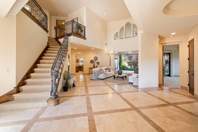 671 Avalanche Peak Way, Folsom, CA 95630