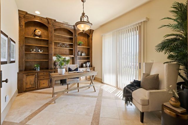 671 Avalanche Peak Way, Folsom, CA 95630