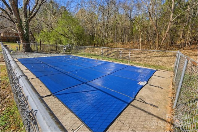 303 Ellenwood Drive, Albemarle, NC 28001