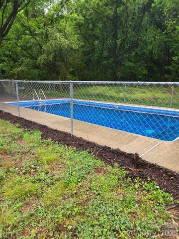 303 Ellenwood Drive, Albemarle, NC 28001