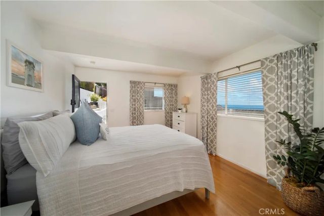 933 Coast View Drive, Laguna Beach, CA 92651