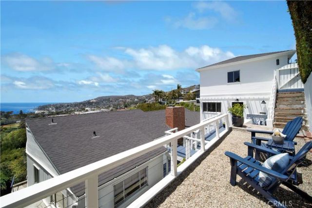 933 Coast View Drive, Laguna Beach, CA 92651