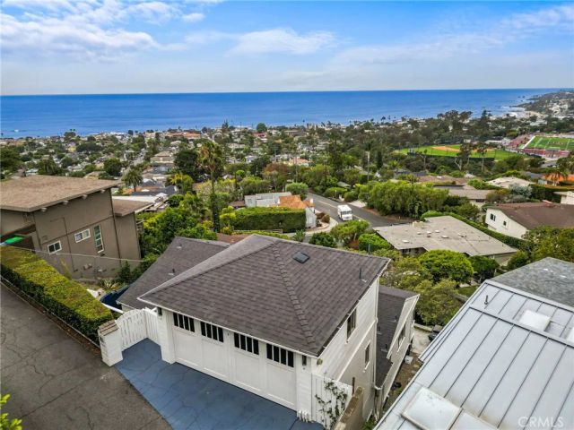 933 Coast View Drive, Laguna Beach, CA 92651
