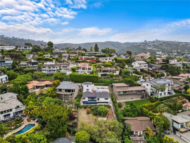 933 Coast View Drive, Laguna Beach, CA 92651