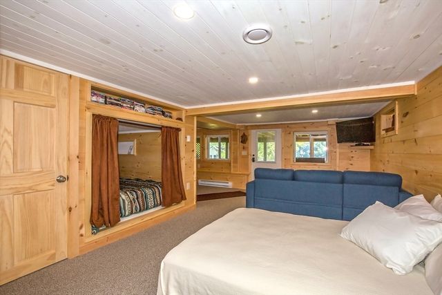 8 Crawford Way, Otis, MA 01253