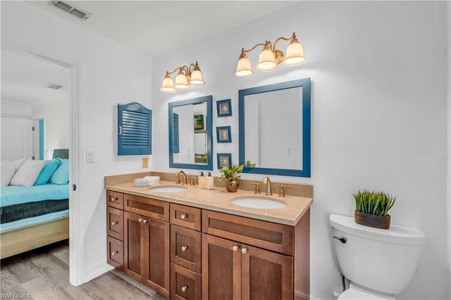 6061 Golden Oaks LN, Naples, FL 34119
