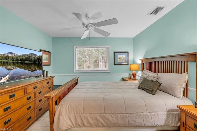 6061 Golden Oaks LN, Naples, FL 34119
