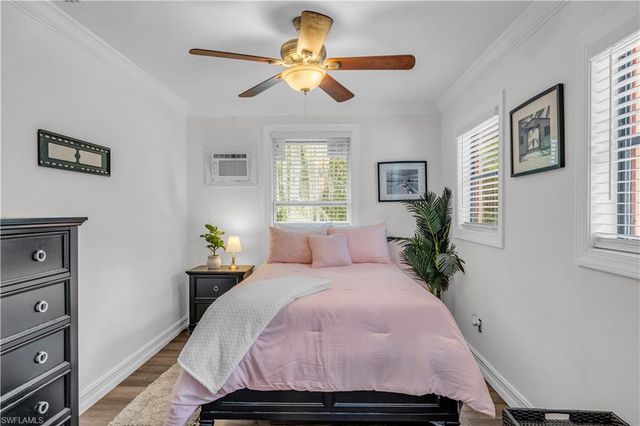 6061 Golden Oaks LN, Naples, FL 34119