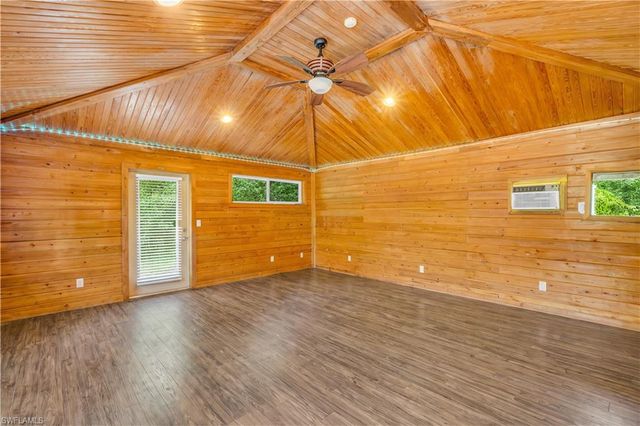 6061 Golden Oaks LN, Naples, FL 34119