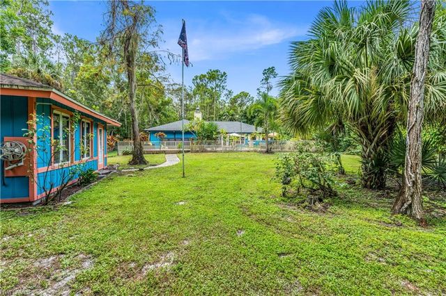 6061 Golden Oaks LN, Naples, FL 34119