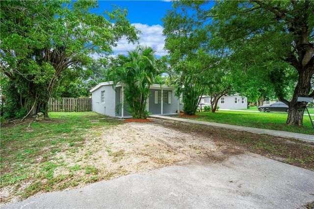 1929 NE 48th Court, Pompano Beach, FL 33064