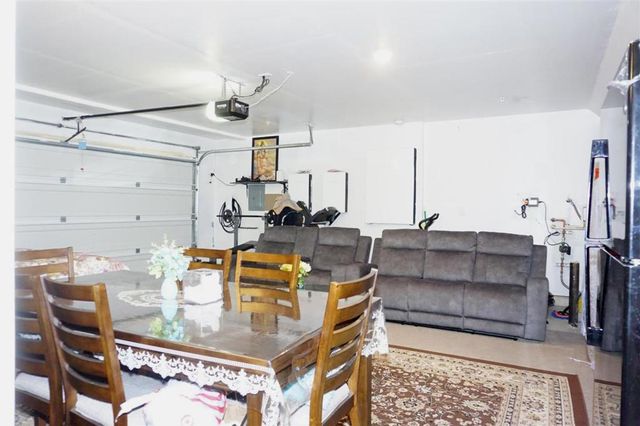 405 Greene Way, Los Banos, CA 93635