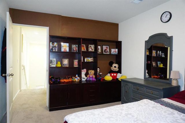 405 Greene Way, Los Banos, CA 93635