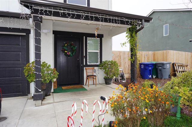 405 Greene Way, Los Banos, CA 93635