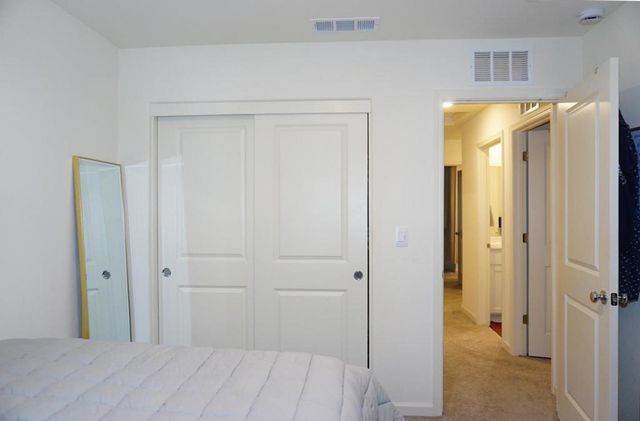 405 Greene Way, Los Banos, CA 93635