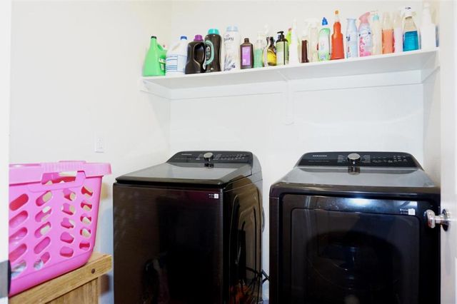 405 Greene Way, Los Banos, CA 93635