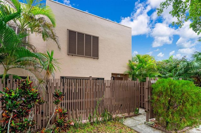 1333 NW 122nd Ter 1333, Pembroke Pines, FL 33026